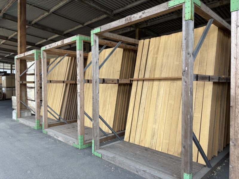 マルサ工業の木材の画像